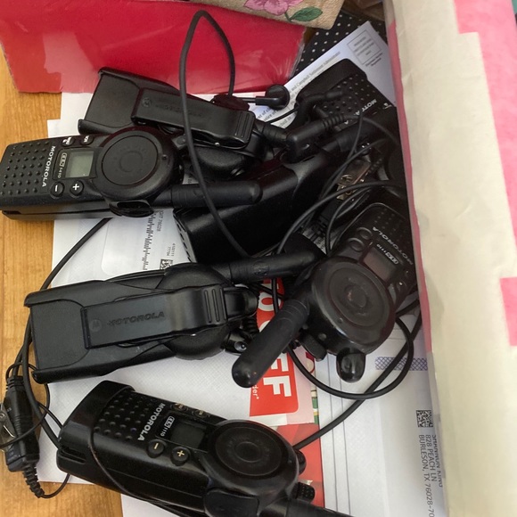 Victoria’s Secret walkie-talkies from store - Picture 2 of 3